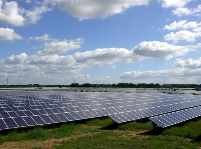 Freifläche mit Photovoltaik