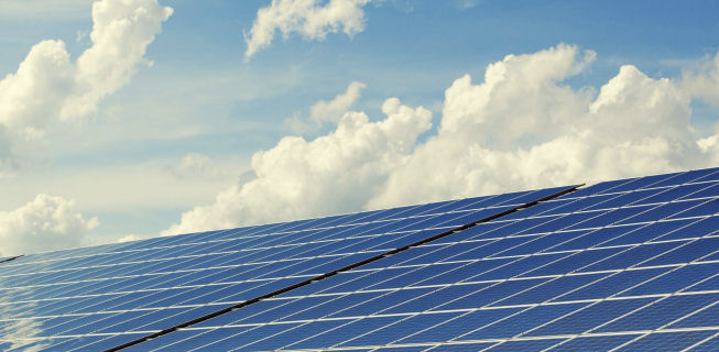 Photovoltaikanlagen reinigen: Tipps von den Profis